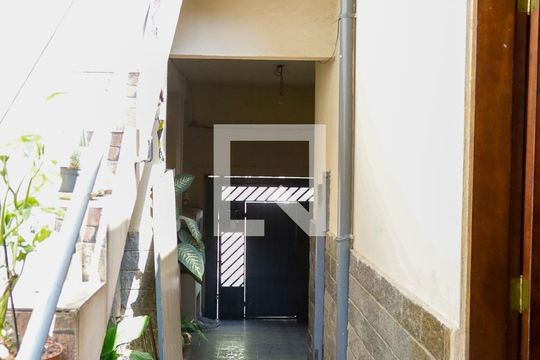 Área comum de casa à venda com 3 quartos, 125m² em Santa Maria, Osasco