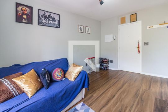 Sala de apartamento à venda com 2 quartos, 44m² em Alto de Pinheiros, São Paulo