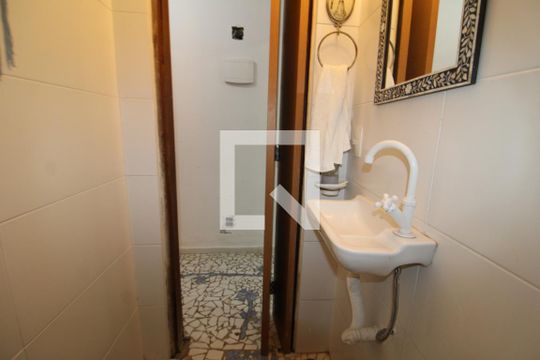 Lavabo de casa para alugar com 6 quartos, 170m² em Santana, São Paulo