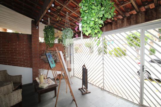 Garagem de casa para alugar com 6 quartos, 170m² em Santana, São Paulo