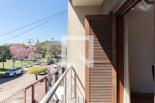 Varanda da Sala de casa à venda com 2 quartos, 400m² em Santana, Porto Alegre