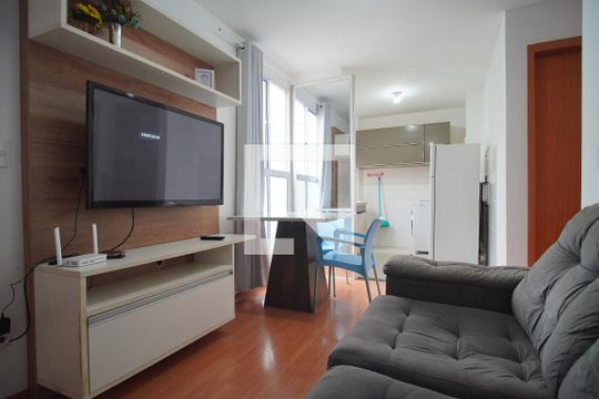 Sala de apartamento para alugar com 2 quartos, 48m² em Santos Dumont, São Leopoldo