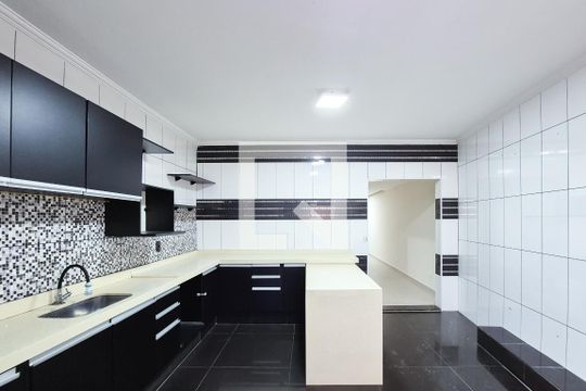 Cozinha de casa à venda com 2 quartos, 160m² em Vila Euro, São Bernardo do Campo