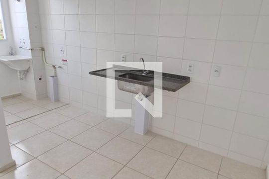 Cozinha de apartamento à venda com 2 quartos, 48m² em Barra da Tijuca, Rio de Janeiro
