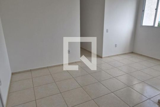 Sala de apartamento à venda com 2 quartos, 48m² em Barra da Tijuca, Rio de Janeiro