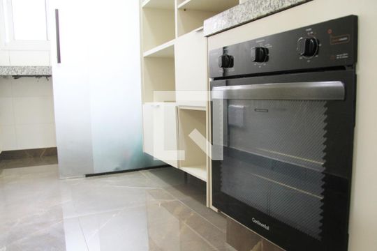 Cozinha e Área de Serviço de apartamento para alugar com 2 quartos, 58m² em Picanço, Guarulhos