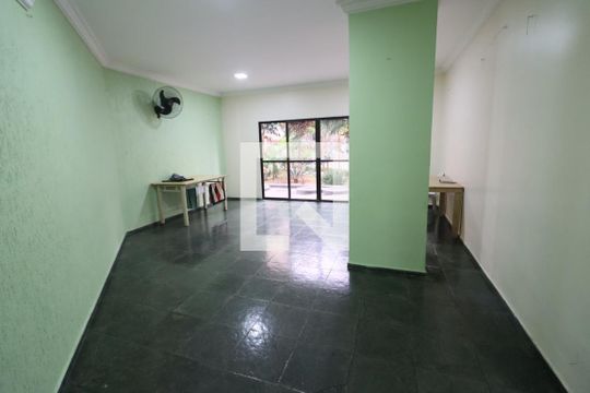 Área comum - Salão de festas de apartamento para alugar com 2 quartos, 55m² em Padroeira, Osasco
