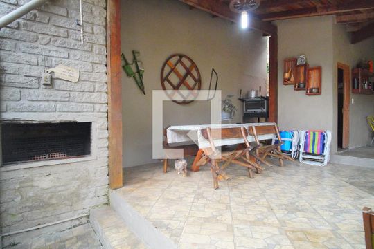 Espaço Gourmet de casa à venda com 2 quartos, 196m² em Rincão, Novo Hamburgo