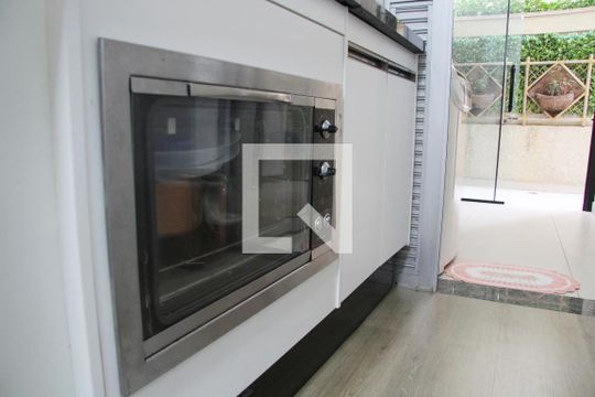 Cozinha de apartamento à venda com 3 quartos, 116m² em Picanço, Guarulhos