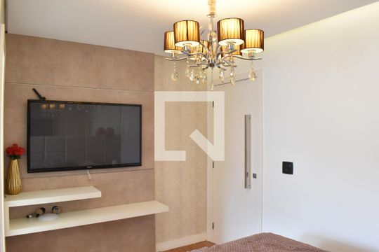 Suíte 1 de casa de condomínio à venda com 4 quartos, 319m² em Santa Cândida, Curitiba