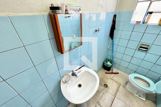 Banheiro Social de casa à venda com 3 quartos, 79m² em Vila Aurora (zona Norte), São Paulo
