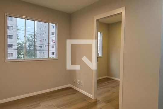 Sala de apartamento à venda com 2 quartos, 35m² em Parque Bristol, São Bernardo do Campo