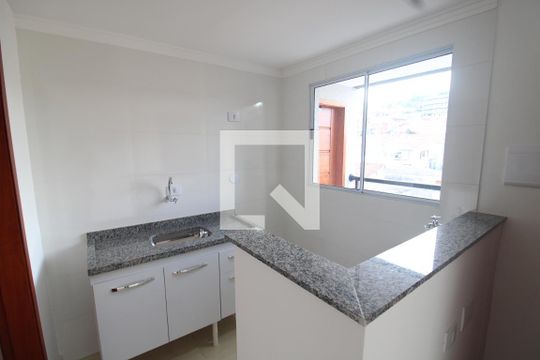 Cozinha e Área de Serviço de apartamento para alugar com 1 quarto, 23m² em Vila Nivi, São Paulo