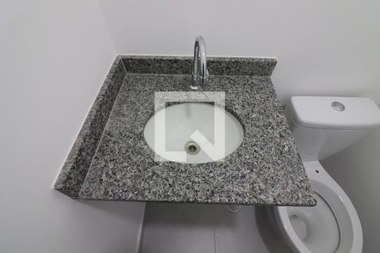 Lavabo de apartamento à venda com 2 quartos, 60m² em Baeta Neves, São Bernardo do Campo