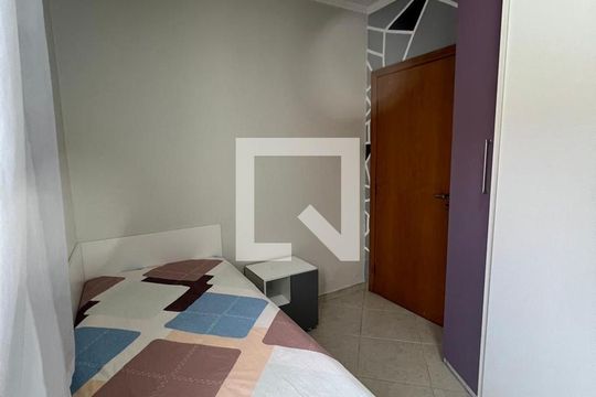 Quarto 2 de casa à venda com 3 quartos, 257m² em Vila Constança, São Paulo