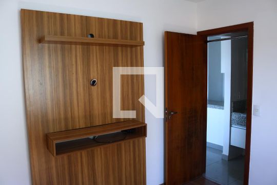 Quarto 1 de apartamento para alugar com 1 quarto, 36m² em Coração Eucarístico, Belo Horizonte