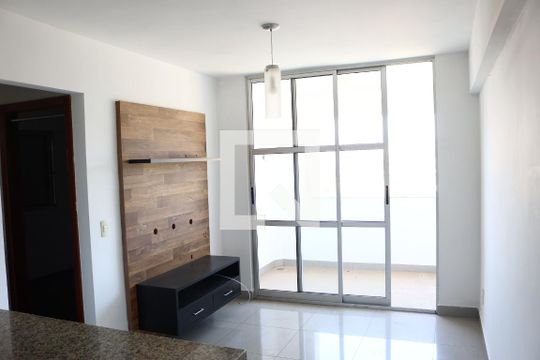 Sala de apartamento para alugar com 1 quarto, 36m² em Coração Eucarístico, Belo Horizonte
