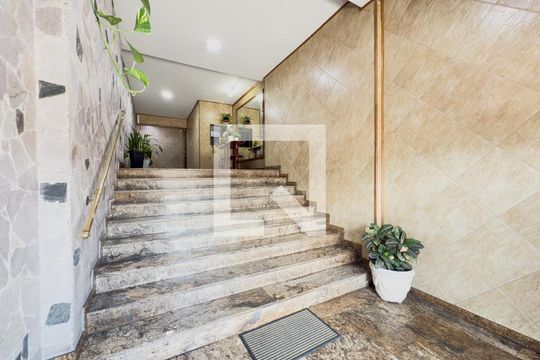 Hall de entrada de apartamento à venda com 2 quartos, 80m² em Penha Circular, Rio de Janeiro
