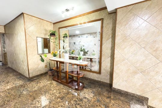 Hall de entrada de apartamento à venda com 2 quartos, 80m² em Penha Circular, Rio de Janeiro