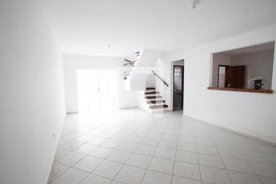 Sala de casa à venda com 3 quartos, 140m² em Pechincha, Rio de Janeiro