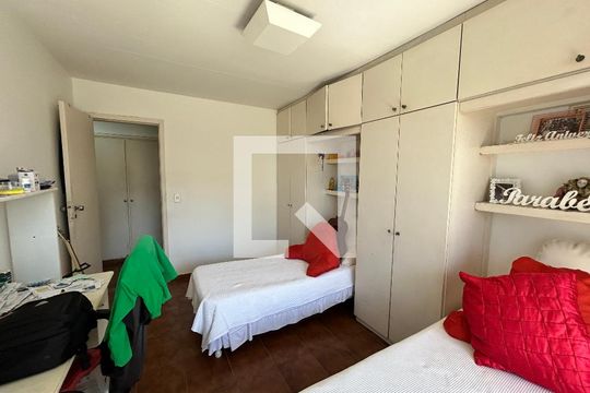 Quarto 1 de apartamento para alugar com 4 quartos, 400m² em Méier, Rio de Janeiro