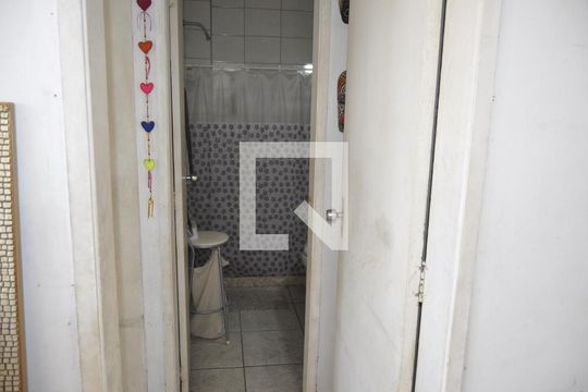 Corredor de apartamento à venda com 1 quarto, 44m² em Engenho Novo, Rio de Janeiro