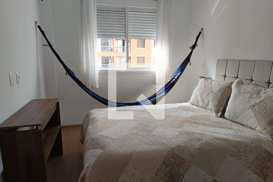 Suíte de apartamento para alugar com 2 quartos, 60m² em Cristo Redentor, Porto Alegre