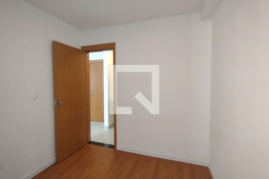 Quarto 1 de apartamento para alugar com 2 quartos, 42m² em Vila Palmares, São Caetano do Sul