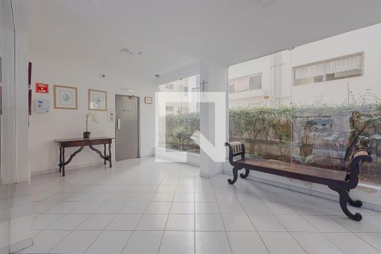 Hall social de apartamento para alugar com 3 quartos, 157m² em Paraíso, São Paulo