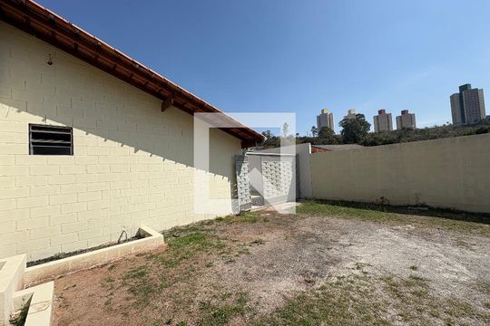 Terreno de casa à venda com 1 quarto, 106m² em Vila Jeriva, Várzea Paulista