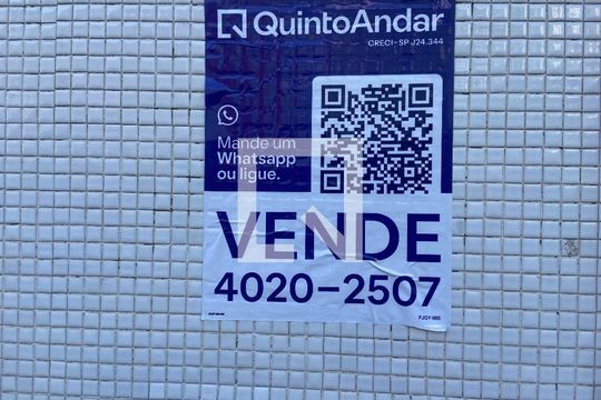 Plaquinha de casa à venda com 3 quartos, 110m² em Brás, São Paulo