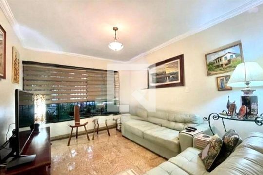 Casa à venda com 3 quartos, 180m² em Mirandópolis, São Paulo
