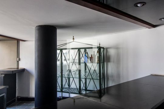 Hall social de apartamento para alugar com 2 quartos, 150m² em Alphaville, Barueri