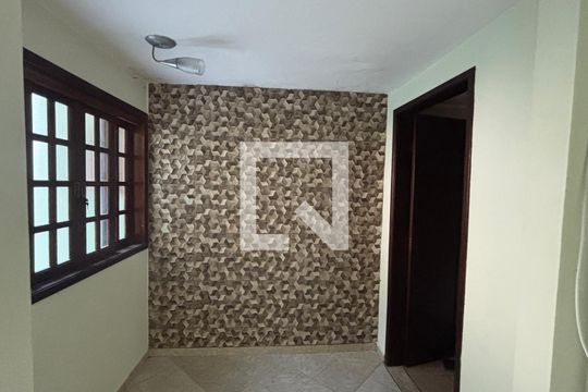 Sala de casa à venda com 2 quartos, 98m² em Vila Pires, Santo André