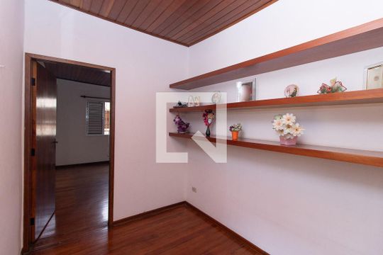 Hall de casa à venda com 3 quartos, 330m² em Vila Nivi, São Paulo
