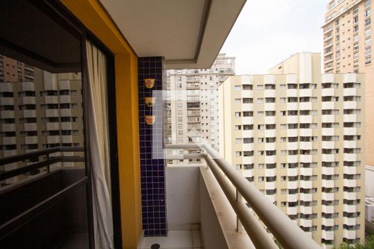 Varanda da Suíte de apartamento para alugar com 1 quarto, 35m² em Vila Uberabinha, São Paulo