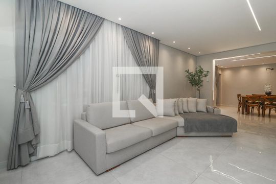 Sala de apartamento à venda com 2 quartos, 125m² em Petrópolis, Porto Alegre