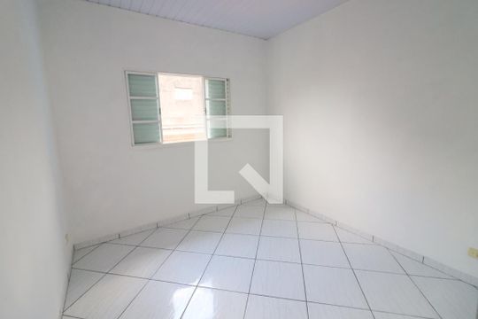 Quarto  de casa para alugar com 2 quartos, 47m² em Bussocaba, Osasco