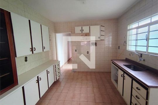 Casa à venda com 2 quartos, 104m² em Parque Centenário, Jundiaí