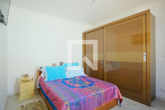 Suíte de casa para alugar com 2 quartos, 100m² em Vila Nova Savoia, São Paulo