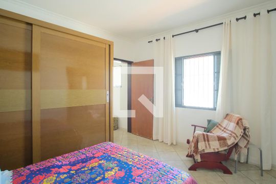 Suíte de casa para alugar com 2 quartos, 100m² em Vila Nova Savoia, São Paulo