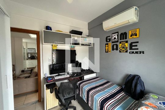 Quarto de apartamento à venda com 2 quartos, 67m² em Encantado, Rio de Janeiro