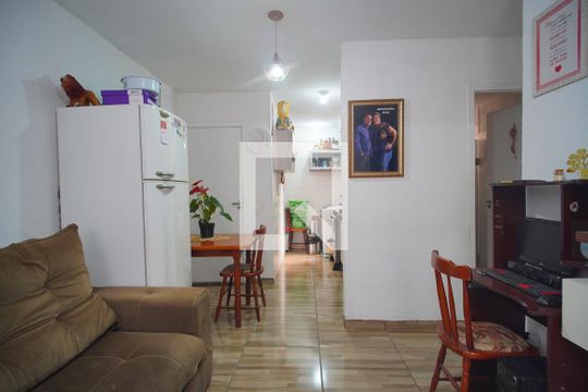 Sala de apartamento para alugar com 2 quartos, 42m² em Santo Afonso, Novo Hamburgo