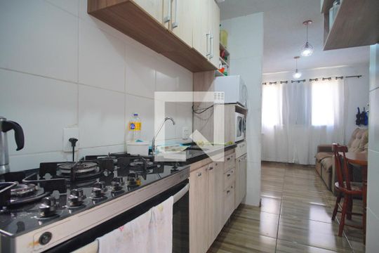 Cozinha de apartamento para alugar com 2 quartos, 42m² em Santo Afonso, Novo Hamburgo