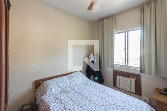 Quarto 1 de apartamento à venda com 2 quartos, 70m² em Grajaú, Rio de Janeiro