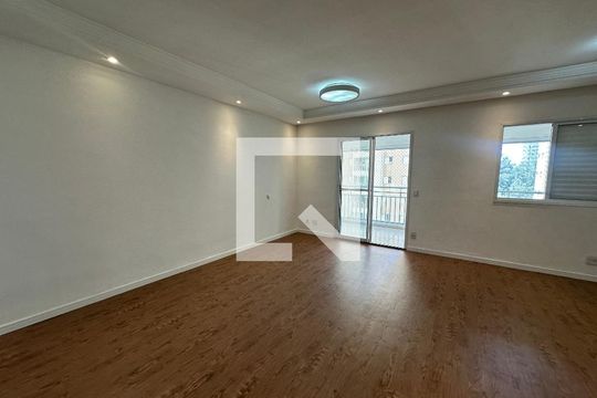 Sala de apartamento à venda com 3 quartos, 105m² em Jardim Tupanci, Barueri