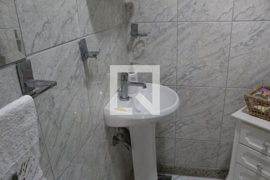 Lavabo de casa de condomínio à venda com 3 quartos, 172m² em Taquara, Rio de Janeiro