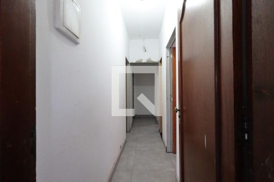 Corredor de casa para alugar com 3 quartos, 110m² em Jardim Maria Casagrande Lopes (dona Amalia), Ribeirão Preto