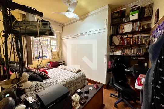 Quarto  de apartamento à venda com 2 quartos, 81m² em Laranjeiras, Rio de Janeiro