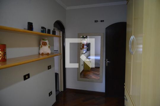Suíte 2 de casa à venda com 4 quartos, 390m² em Vila Francisco Matarazzo, Santo André